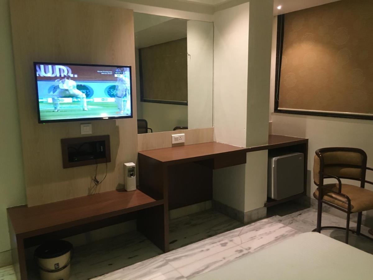 Pravasi Residency Villa Thane Buitenkant foto